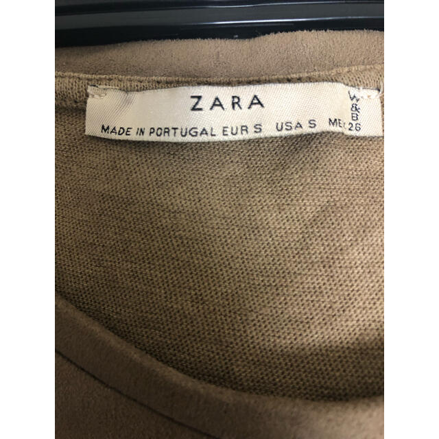 ZARA(ザラ)のZARA スエード　カットソー（キャメル） レディースのトップス(カットソー(半袖/袖なし))の商品写真