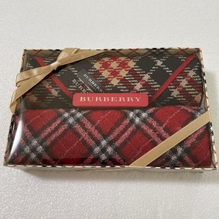 バーバリー(BURBERRY)の⭐️再値下げ⭐️新品⭐️バーバリー　タオルハンカチ　セット(ハンカチ)