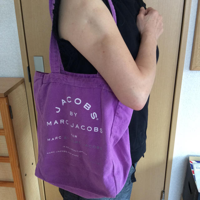 MARC BY MARC JACOBS(マークバイマークジェイコブス)の【大サービス価格】MARK BY MARK JACOBS トートバッグ レディースのバッグ(トートバッグ)の商品写真