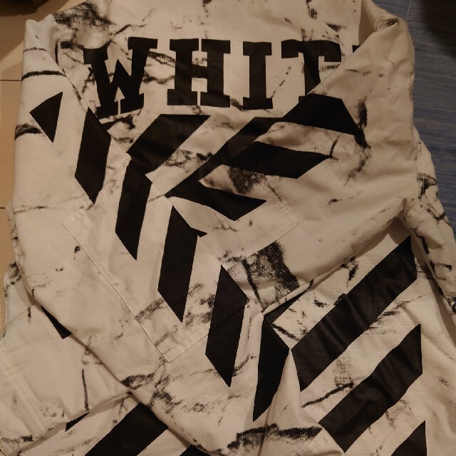 OFF-WHITE(オフホワイト)のオフホワイト　シャツ メンズのジャケット/アウター(テーラードジャケット)の商品写真