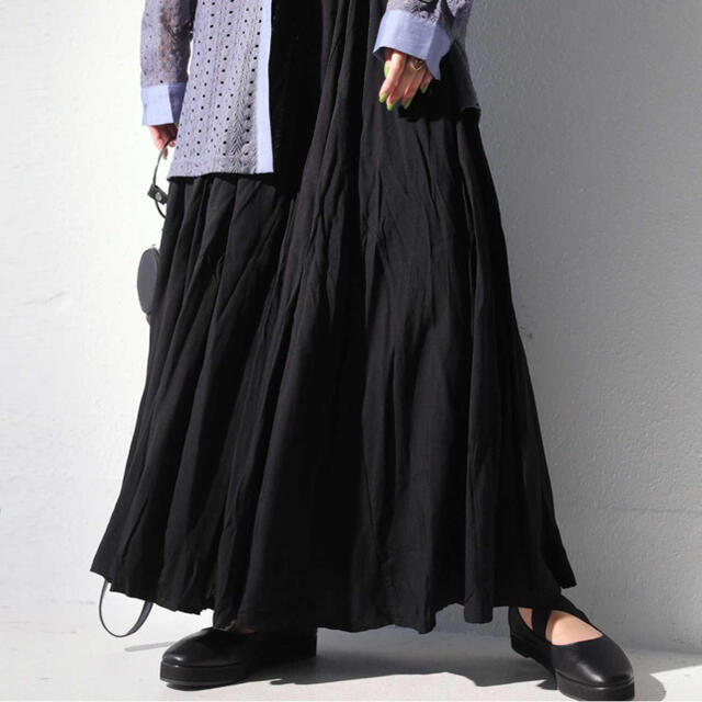 antiqua(アンティカ)の値下げ！！新品タグ付♡アンティカ♡ロングスカート♡黒♡送料込み レディースのスカート(ロングスカート)の商品写真