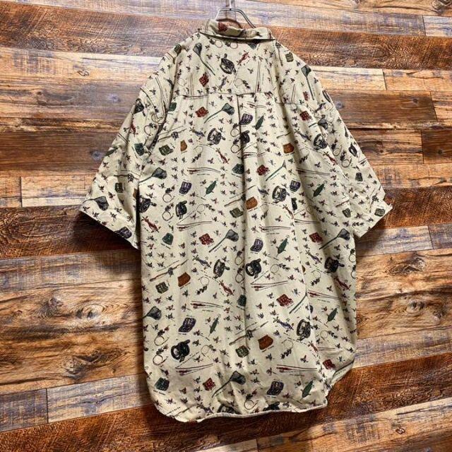 ART VINTAGE(アートヴィンテージ)の総柄アロハシャツ半袖シャツ2XL ベージュオフホワイト メンズ古着オーバーサイズ メンズのトップス(シャツ)の商品写真