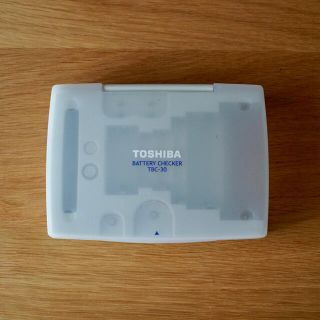 トウシバ(東芝)の東芝　TOSHIBA　バッテリーチェッカー TBC-30(その他)