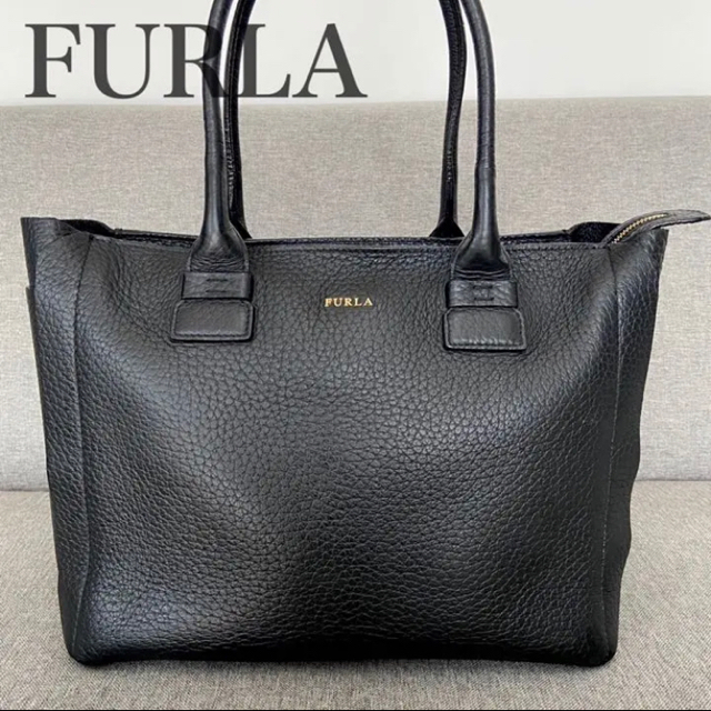 【美品】FURLA トートバッグ カプリッチョ シボ革 レザー グレー A4