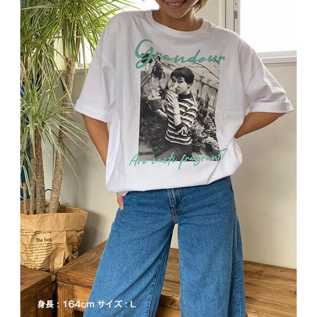 【新品】TOTTOちゃん 黒柳徹子さん ビッグシルエット Tシャツ ホワイト L レディースのトップス(Tシャツ(半袖/袖なし))の商品写真