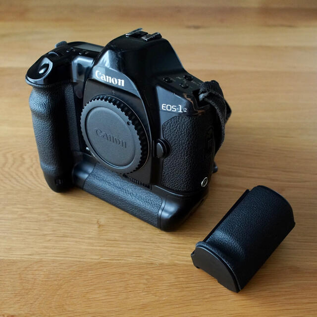 キヤノン Canon EOS-1N 一眼レフカメラ フィルムカメラ プロ用 新作