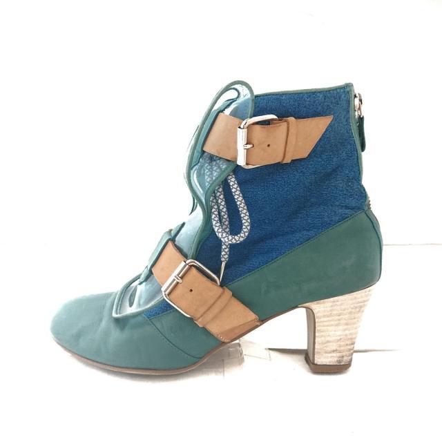 Vivienne Westwood(ヴィヴィアンウエストウッド)のヴィヴィアンウエストウッドアクセサリーズ レディースの靴/シューズ(ブーツ)の商品写真