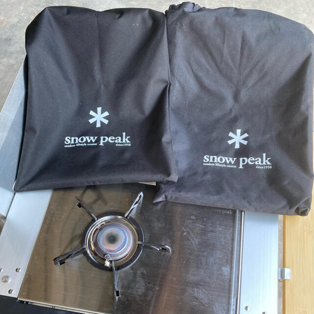 Snow Peak(スノーピーク)のスノーピーク　IGTテーブルS ギガパワープレートバーナーL I   2台セット スポーツ/アウトドアのアウトドア(調理器具)の商品写真