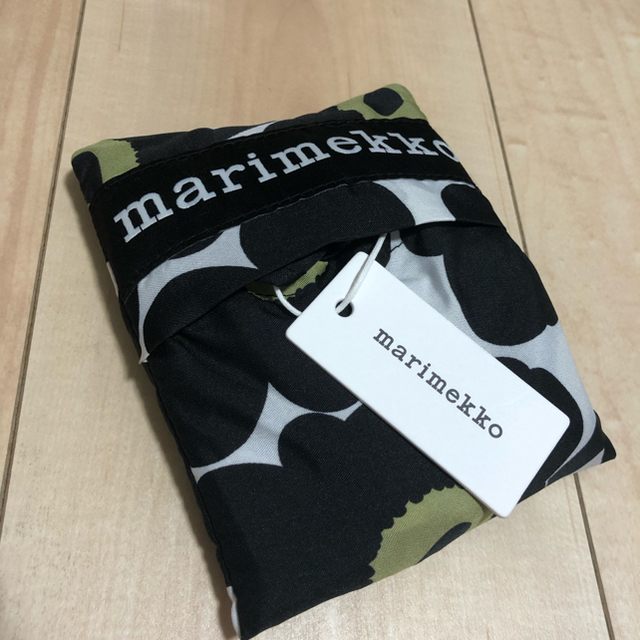 marimekko(マリメッコ)のマリメッコ☆エコバッグ　スマートバッグ レディースのバッグ(エコバッグ)の商品写真