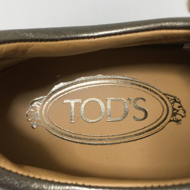 TOD'S(トッズ)のトッズ ドライビングシューズ 38 1/2美品  メンズの靴/シューズ(その他)の商品写真