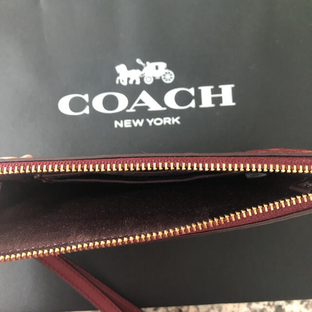 COACH(コーチ)の美品❤︎COACH コーチ  リストレットポーチ レディースのファッション小物(ポーチ)の商品写真