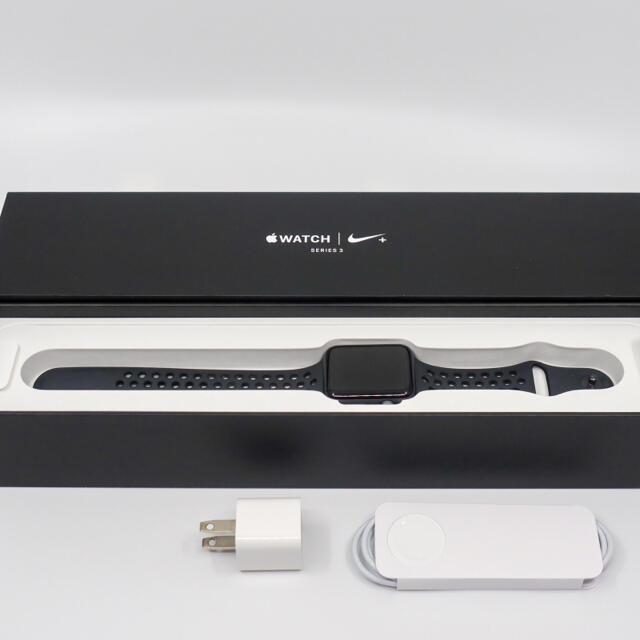 Apple watch series3 NIKE+ 42mmGPSスペースグレー 時計 Apple watch series3 NIKE+ 42mmGPSスペースグレー 時計