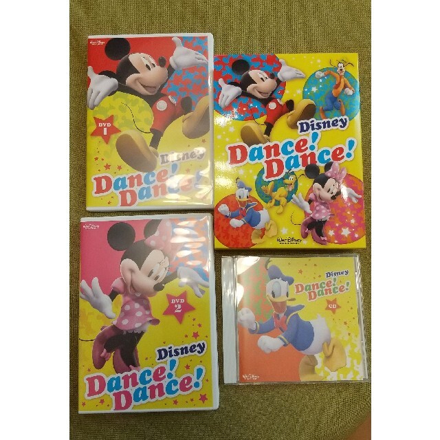 DWE Disney dance！dance！DVD2枚＋CD1枚