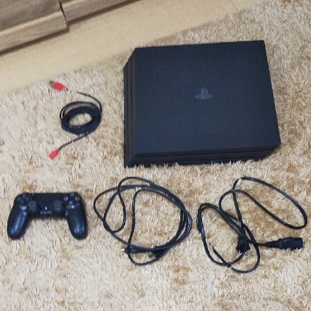 ゲームソフト/ゲーム機本体SONY PlayStation4 Pro 本体  CUH-7000BB01