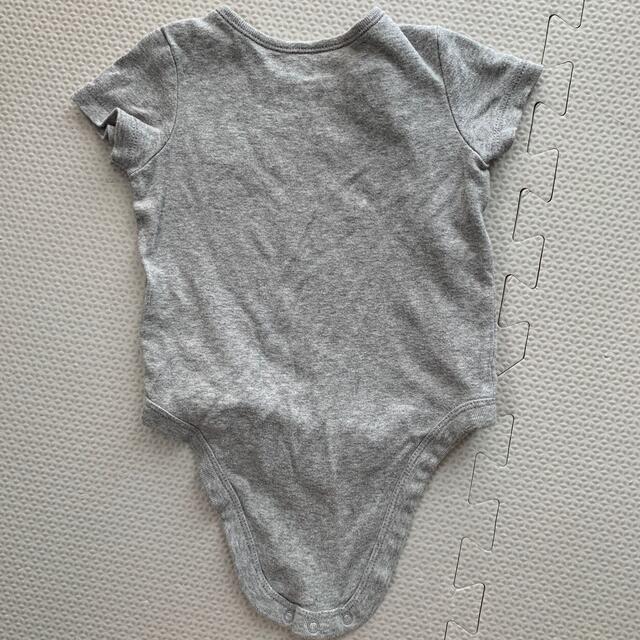 babyGAP(ベビーギャップ)のbabyGAPロンパース２枚セット キッズ/ベビー/マタニティのベビー服(~85cm)(ロンパース)の商品写真