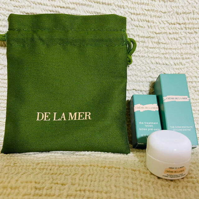 DE LA MER(ドゥラメール)のドゥ・ラ・メール　ドゥラメール　サンプルセット　ミニ巾着付き　新品 コスメ/美容のキット/セット(サンプル/トライアルキット)の商品写真