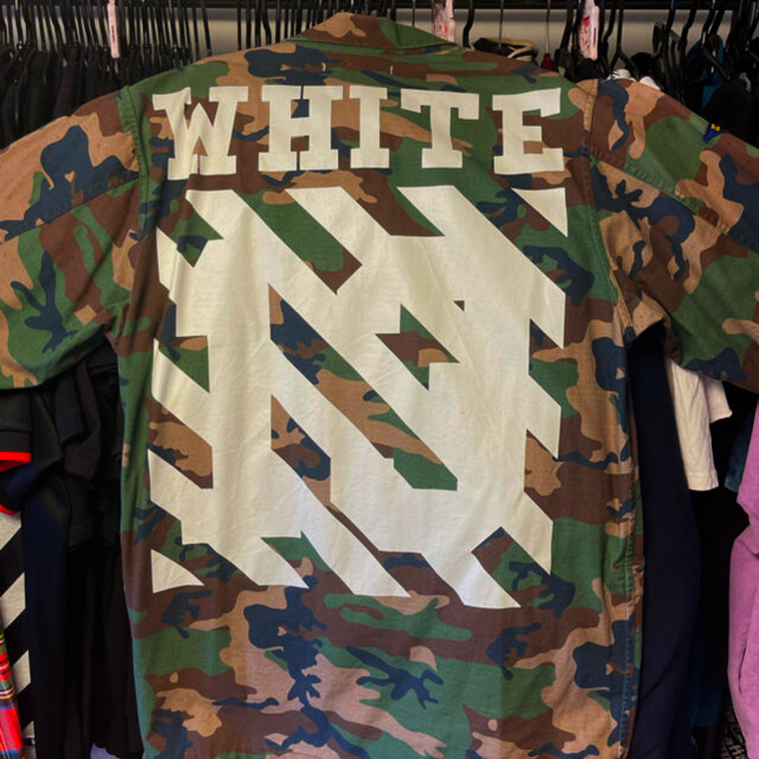 OFF-WHITE(オフホワイト)のOff-White 14fw ミリタリージャケット  本日限り最終値下げ メンズのジャケット/アウター(ミリタリージャケット)の商品写真