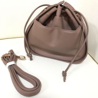 シマムラ(しまむら)の美品♡プチプラのあや　PAラウンド巾着ショルダーバッグ　巾着バッグ(ハンドバッグ)