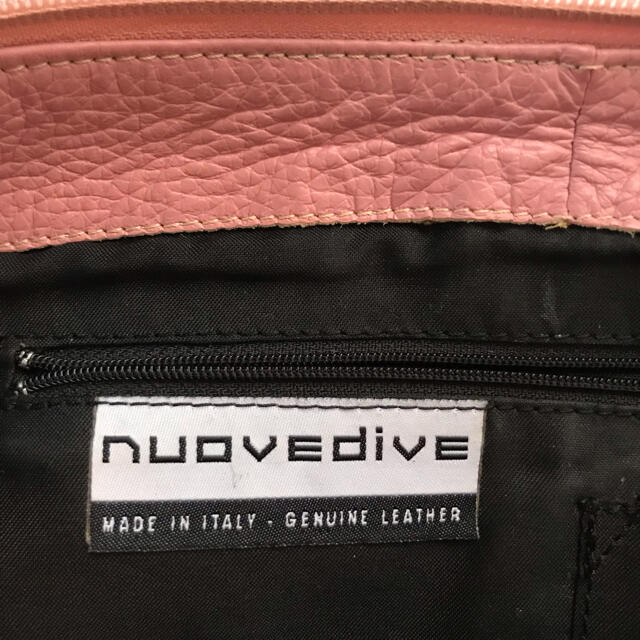 nuovedive イタリア　ショルダーバック レディースのバッグ(ショルダーバッグ)の商品写真