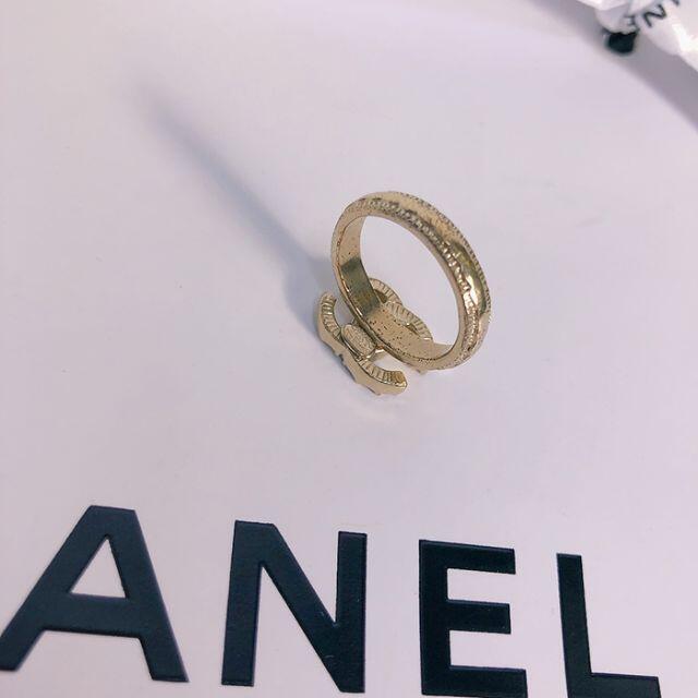 CHANEL(シャネル)の【シャネル/CHANEL】指輪　リング　ココ　ラインストーン　ゴールド 金 レディースのアクセサリー(リング(指輪))の商品写真