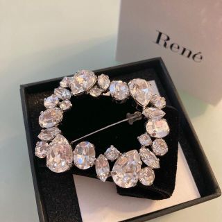 René - ご専用です♡ルネ rene♡ 大人気 リボンブローチの通販 by