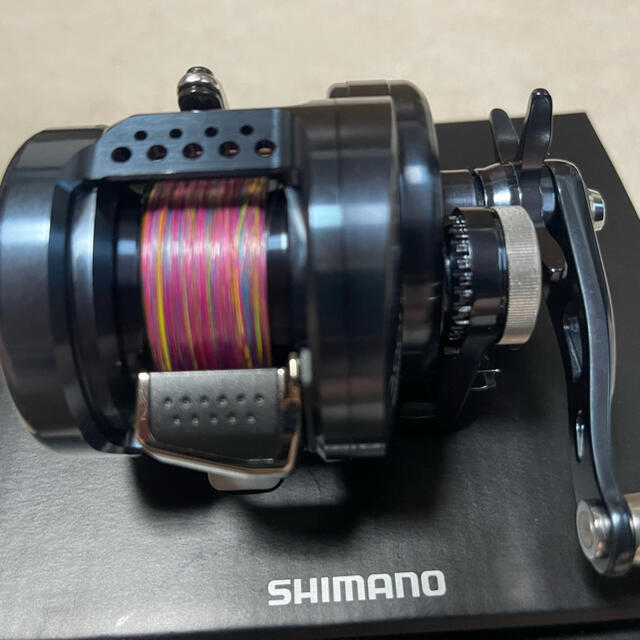 SHIMANO(シマノ)の20オシアコンクエストリミテッド200HG スポーツ/アウトドアのフィッシング(リール)の商品写真