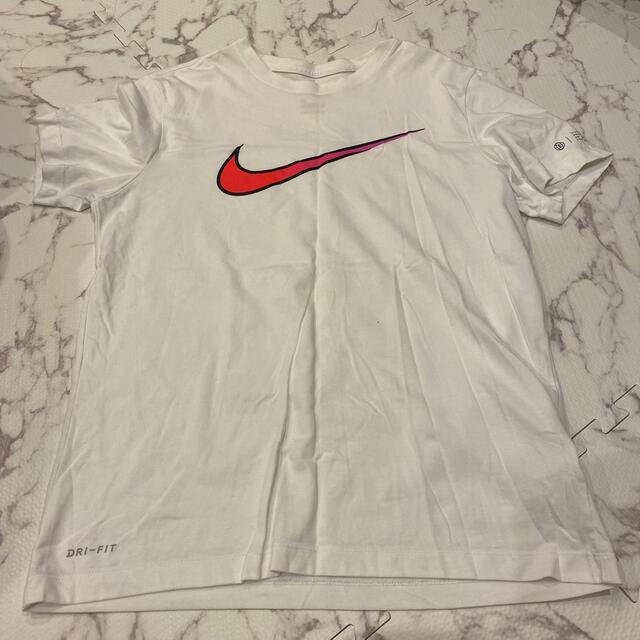 NIKE(ナイキ)のNIKEＴシャツ４点セット レディースのトップス(Tシャツ(半袖/袖なし))の商品写真