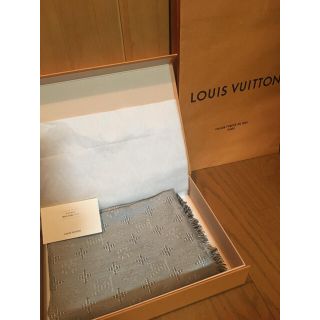 ルイヴィトン(LOUIS VUITTON)のルイヴィトン☆ストール 大判 グレー 未使用(ストール/パシュミナ)