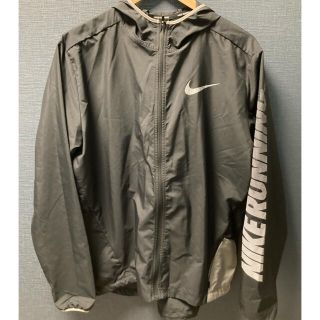 ナイキ(NIKE)のNIKE ジャケット(ナイロンジャケット)