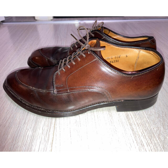 Alden(オールデン)のチック様専用ALDEN Vチップ アルゴンキン 54321 モディファイドラスト メンズの靴/シューズ(スリッポン/モカシン)の商品写真