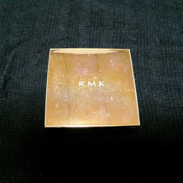 RMK(アールエムケー)の美品☆RMK　アイシャドウ♡ コスメ/美容のベースメイク/化粧品(アイシャドウ)の商品写真