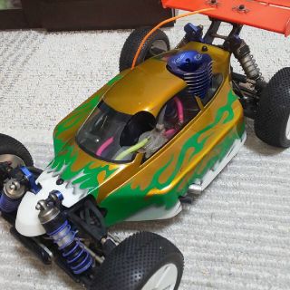 ヨアヒム様専用 京商 1/8インファーノ777スペシャル 2 エンジン 圧縮有-