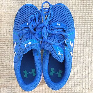 アンダーアーマー(UNDER ARMOUR)のシューズ(スニーカー)