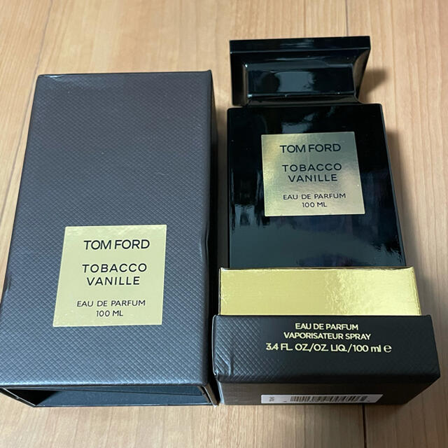 100ml トムフォード　タバコバニラ