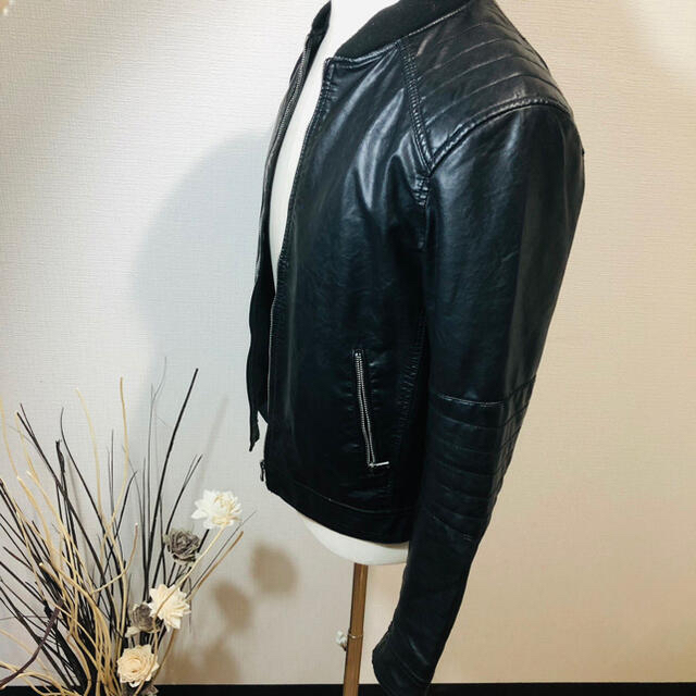 H&M(エイチアンドエム)の【H&M】 ライダーズジャケット　メンズ　 シンプル　MA-1 ブラック　 メンズのジャケット/アウター(ライダースジャケット)の商品写真