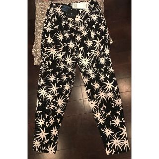 ランバン(LANVIN)の新品　LANVIN ランバン　レディース 総柄 花柄  M 38カジュアルパンツ(カジュアルパンツ)