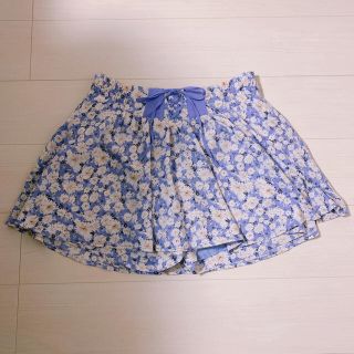 マジェスティックレゴン(MAJESTIC LEGON)の【まとめ値引歓迎】花柄ショートパンツキュロット(キュロット)