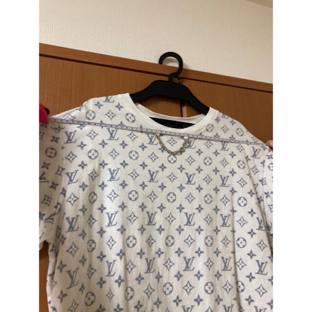 LOUIS VUITTON(ルイヴィトン)のルイヴィトン モノグラム柄レディースTシャツ【完全正規品】シリアルナンバー掲載済 レディースのトップス(Tシャツ(半袖/袖なし))の商品写真