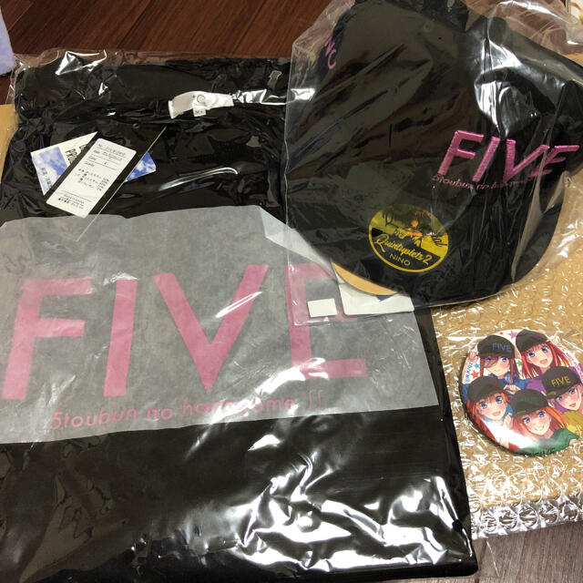 五等分の花嫁 二乃 FIVE Tシャツ キャップ 購入特典 缶バッジ