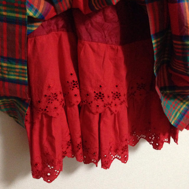 SPINNS(スピンズ)の赤チェック🇬🇧プリーツスカート レディースのスカート(ロングスカート)の商品写真
