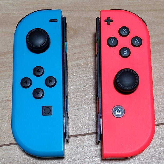 Nintendo Switch(ニンテンドースイッチ)の【動作確認済】Joy-Con　(ジョイコン)　左右セット エンタメ/ホビーのゲームソフト/ゲーム機本体(携帯用ゲーム機本体)の商品写真