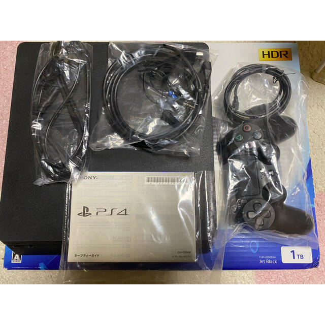 プレステ4 PlayStation4 本体 CUH-2200BB01＋保証付き