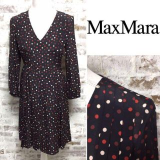 マックスマーラ(Max Mara)のMax Mara ワンピース ブラックベース ドット柄 袖ボタン ロゴ入り(ひざ丈ワンピース)