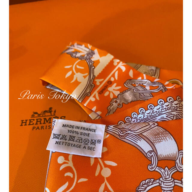 Hermes(エルメス)の新品 エルメス ツイリー オレンジ系 シルク  レディースのファッション小物(バンダナ/スカーフ)の商品写真