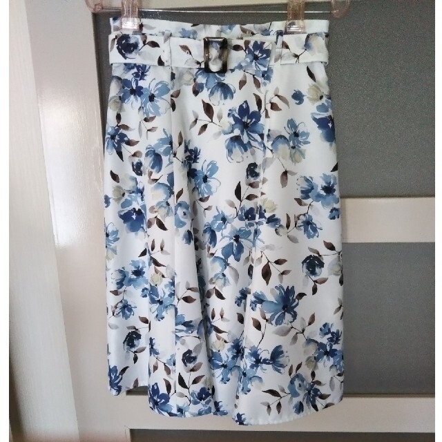 Apuweiser-riche(アプワイザーリッシェ)のラクママ専用 レディースのスカート(ひざ丈スカート)の商品写真