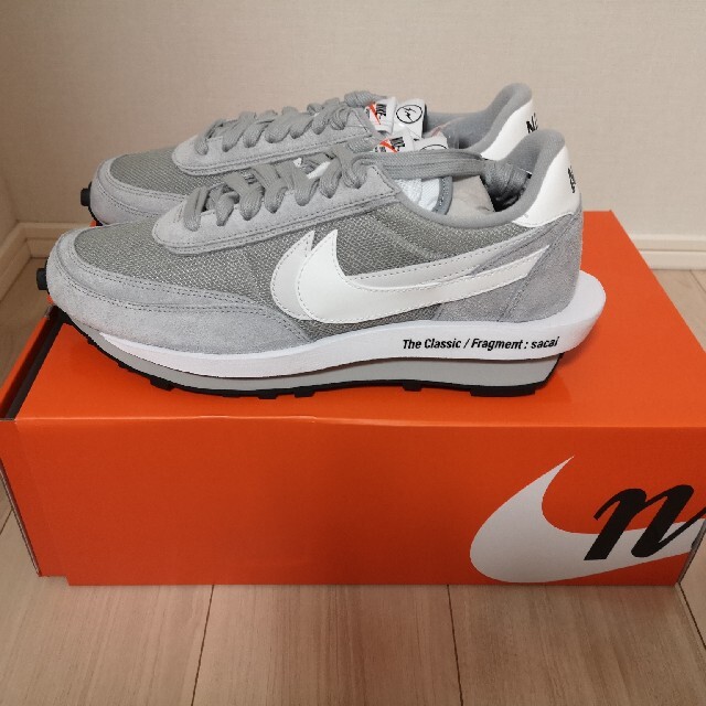 moovie様専用!!新品正規品!!NIKE☆sacai 28.5 moovie様専用!!新品正規品!!NIKE☆sacai 28.5