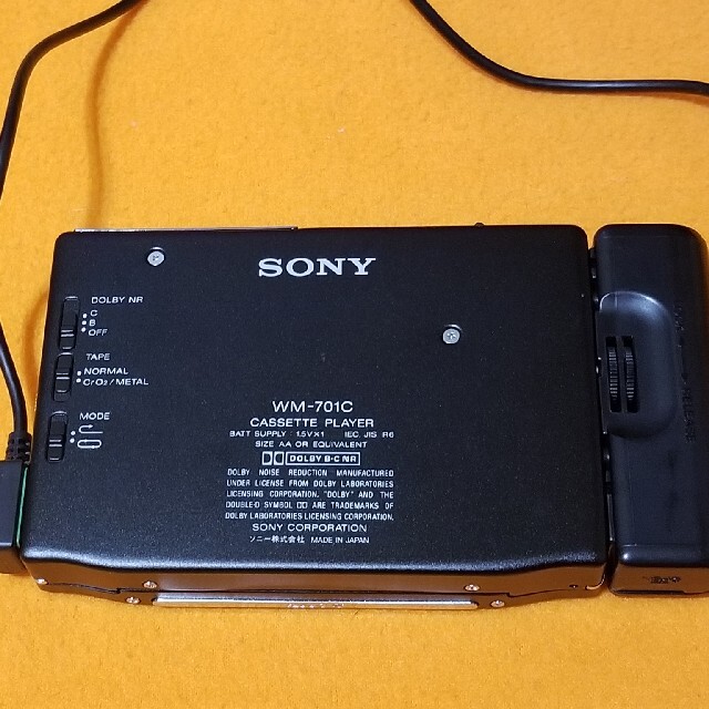 WALKMAN(ウォークマン)の☆ジャンク品☆　SONY　WALKMAN/ウォークマン WM-701C 説明書有 スマホ/家電/カメラのオーディオ機器(ポータブルプレーヤー)の商品写真