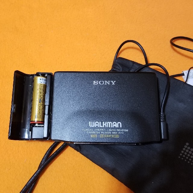 WALKMAN(ウォークマン)の☆ジャンク品☆　SONY　WALKMAN/ウォークマン WM-701C 説明書有 スマホ/家電/カメラのオーディオ機器(ポータブルプレーヤー)の商品写真