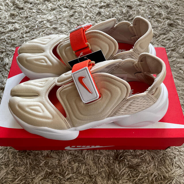 限定SALESALE NIKE アクアリフト ラタンの通販 by SSB|ナイキならラクマ - NIKE 大得価セール