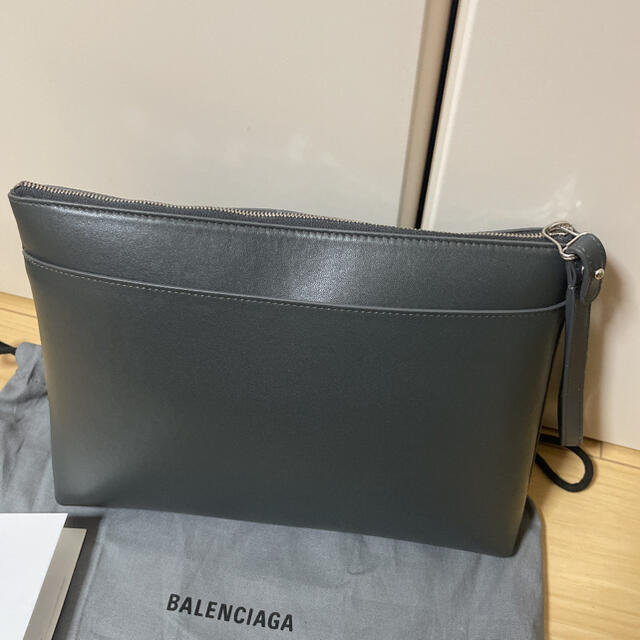 BALENCIAGA カーフスキン　３Dロゴ　クラッチバック